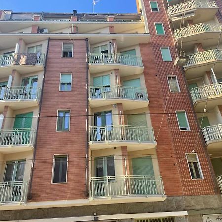 Appartamento Moderno In Via Monginevro Τορίνο Εξωτερικό φωτογραφία