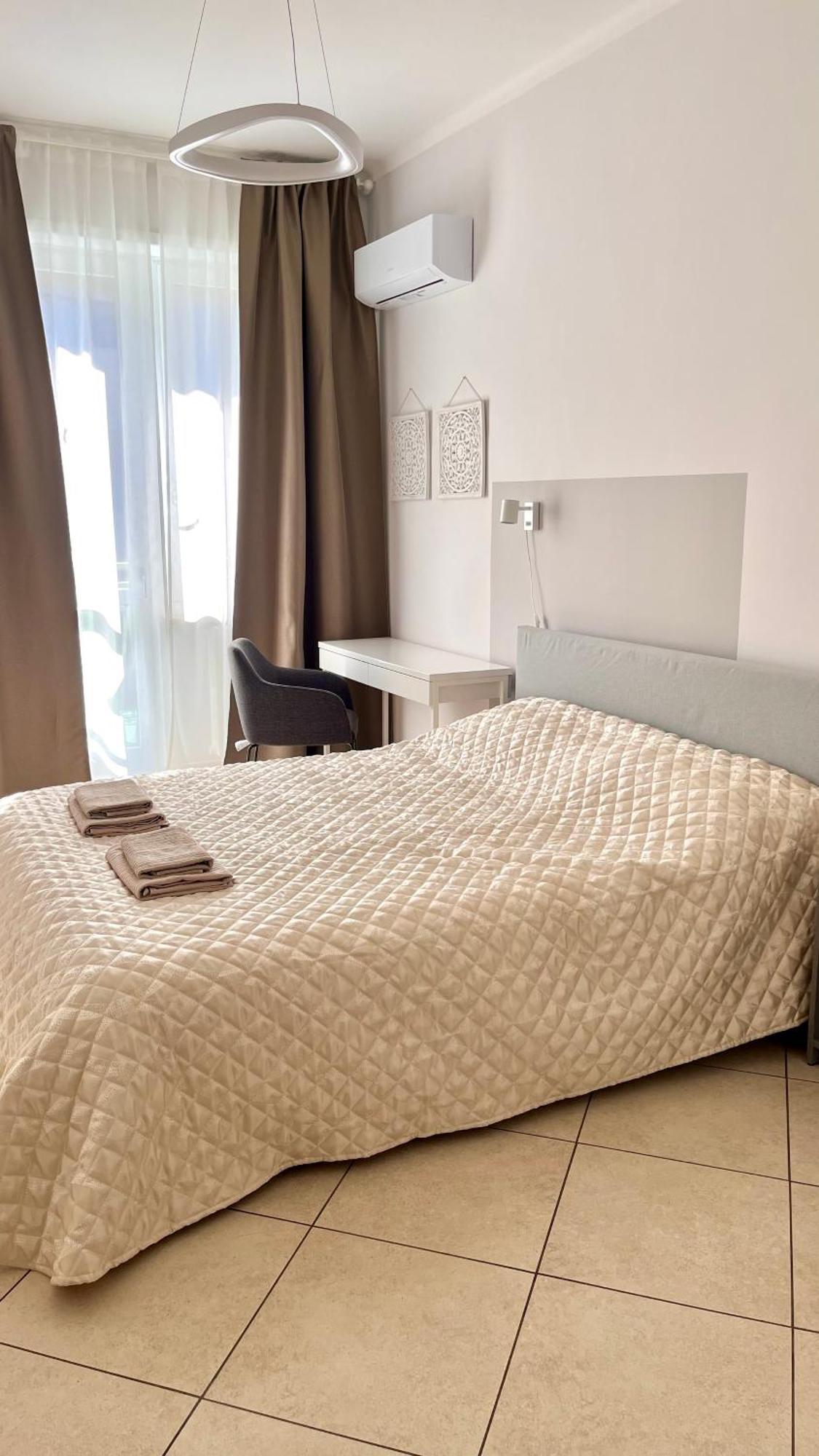 Appartamento Moderno In Via Monginevro Τορίνο Εξωτερικό φωτογραφία